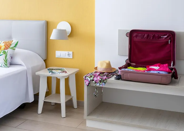 Tropical Park Hotel 4*