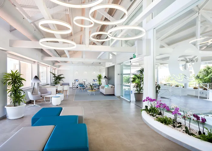 Tropical Park Callao Salvaje