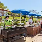 Tropical Park ホテル