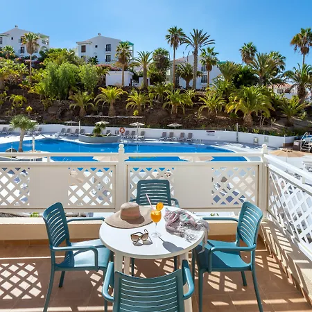 Tropical Park Hotel