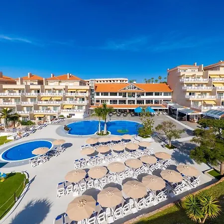 Tropical Park Hotel
