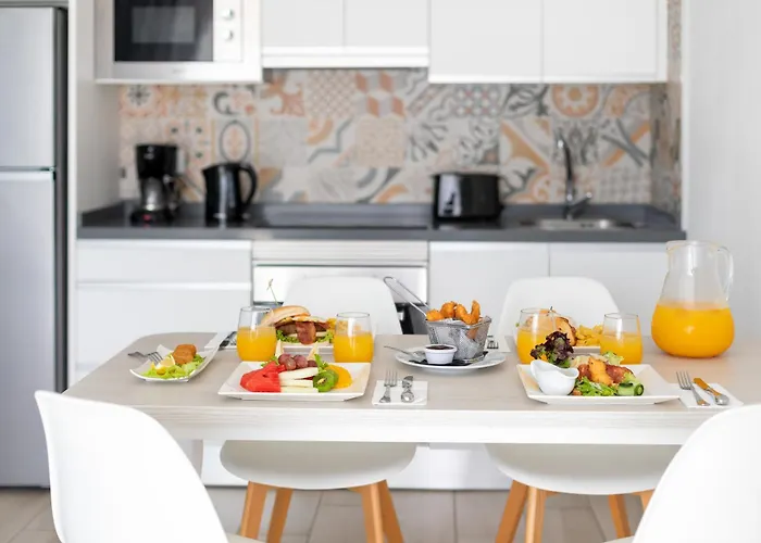 מלון Tropical Park קיאו סלבאחה