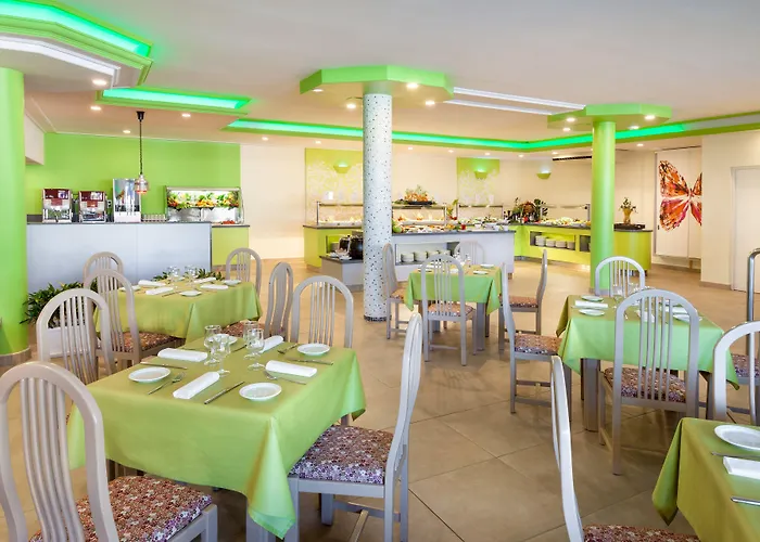 Tropical Park Hotel Callao Salvaje