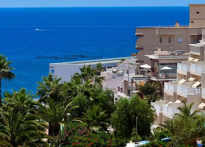 Tropical Park 酒店