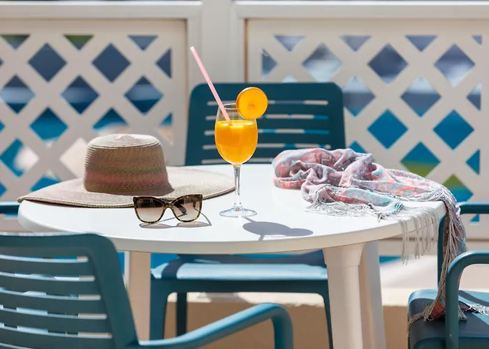 Tropical Park 酒店 4*